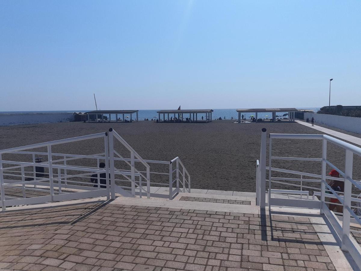 Villino Dei Coralli Lido di Ostia Luaran gambar